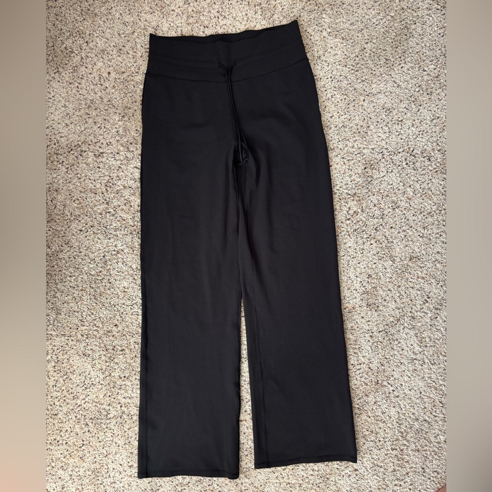 Vuori wide leg daily pant - L